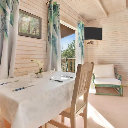 Ferienhaus Superbe Flamand Rose Roquebrune-sur Argens